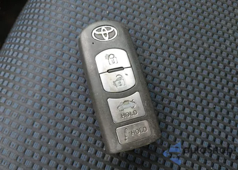 2018 Toyota Yaris Ia z USA, uszkodzony, nr VIN 3MYDLBYV8JY307445